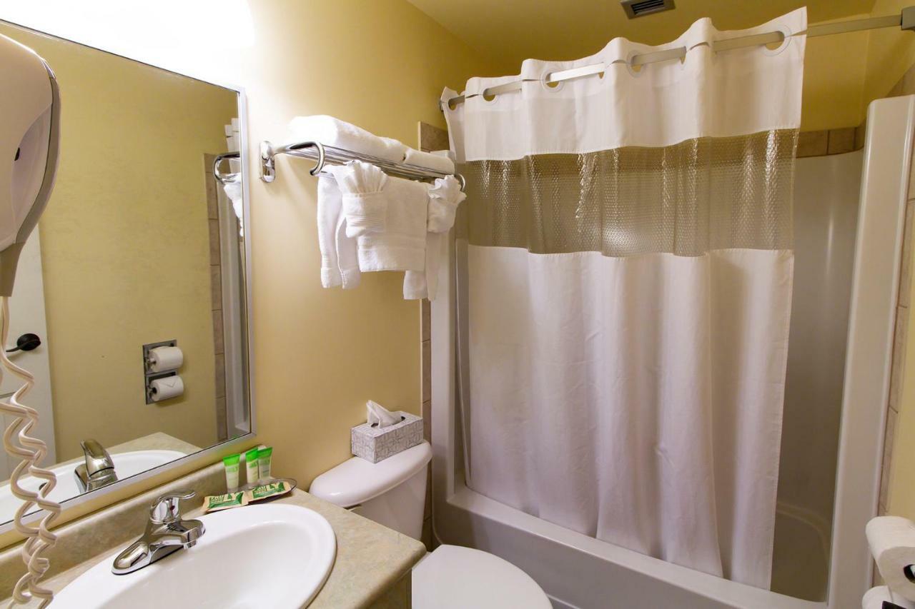 Park West Inn Winnipeg Ngoại thất bức ảnh